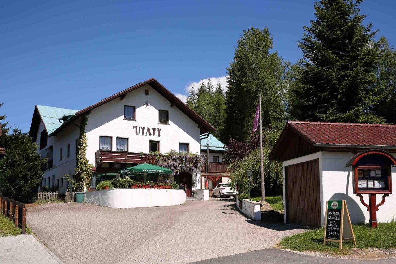 Pizzeria A Penzion Banderas Bayerisch Eisenstein Buitenkant foto